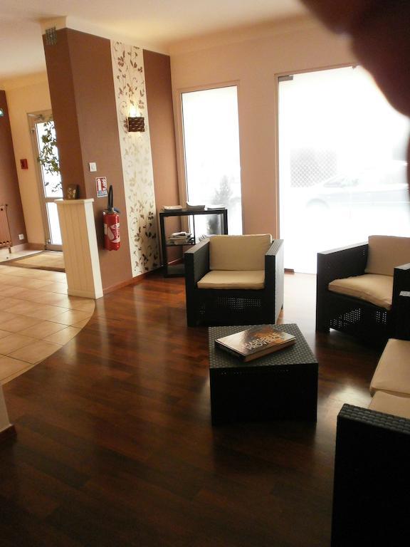 טולון Hotel Jaures מראה חיצוני תמונה